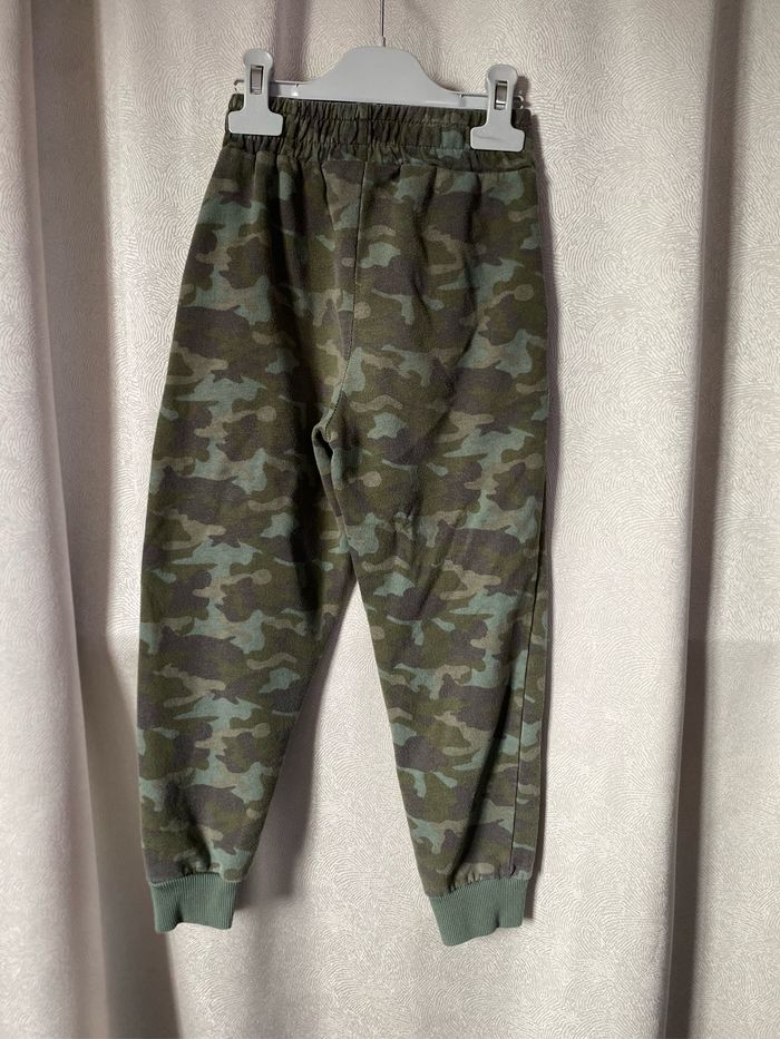 Pantalon jogging camouflage kaki 7 ans la fabrique des garçons - photo numéro 2