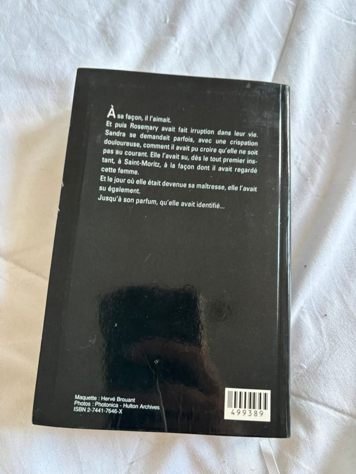 Livre Agatha Christie Double roman La mort n’est pas une fin Meurtre au champagne 00s - photo numéro 3
