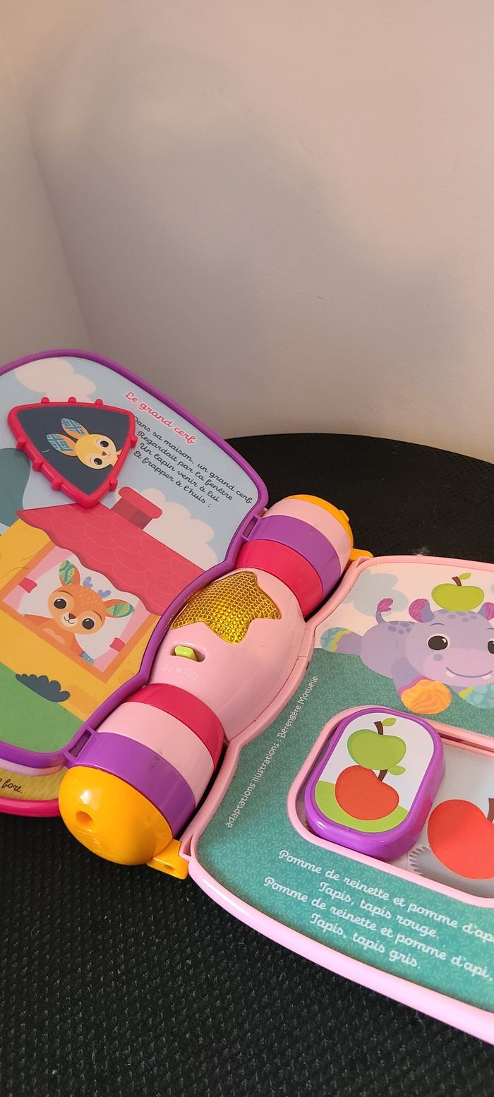 Super livre enchanté des Baby loulous rose vtech - photo numéro 3
