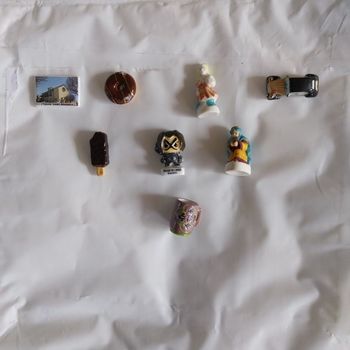 8 fèves lot No 1 à 3 euros