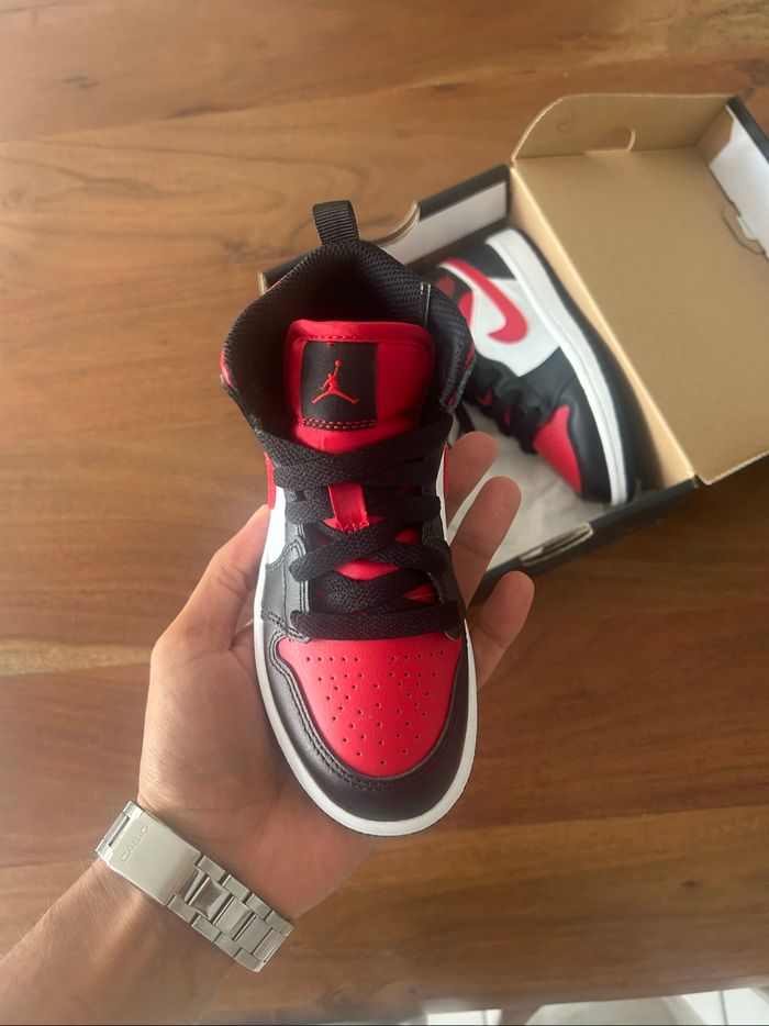 Jordan 1 taille 28 - photo numéro 2