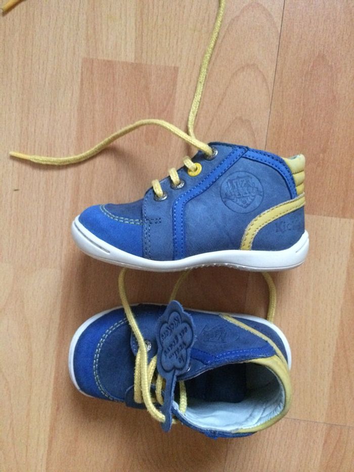 Chaussures Kickers pointure 21 - photo numéro 2