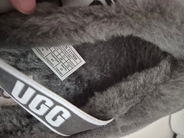 Pantoufles ugg - photo numéro 6