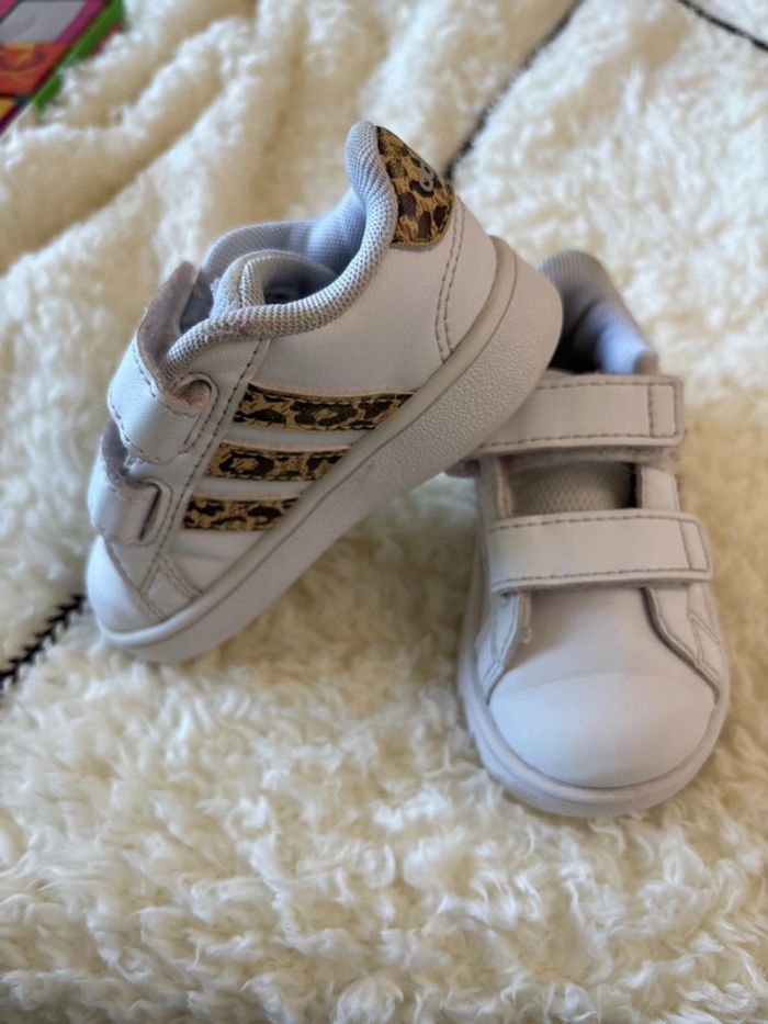 Adidas Pointure 20 - photo numéro 2