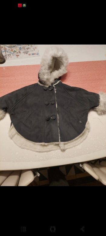 Veste capeline 12mois jean bourget