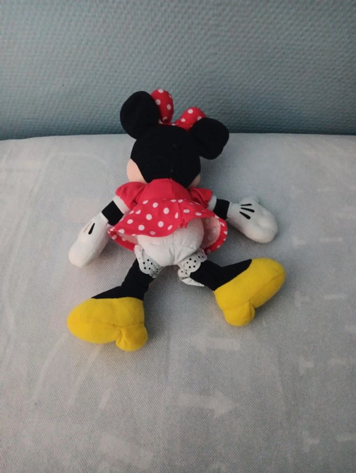 Minnie - photo numéro 2