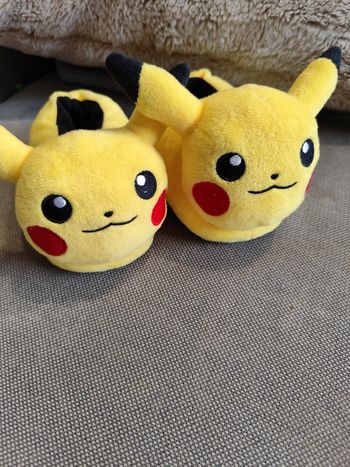 Chaussons pokémon Pikachu