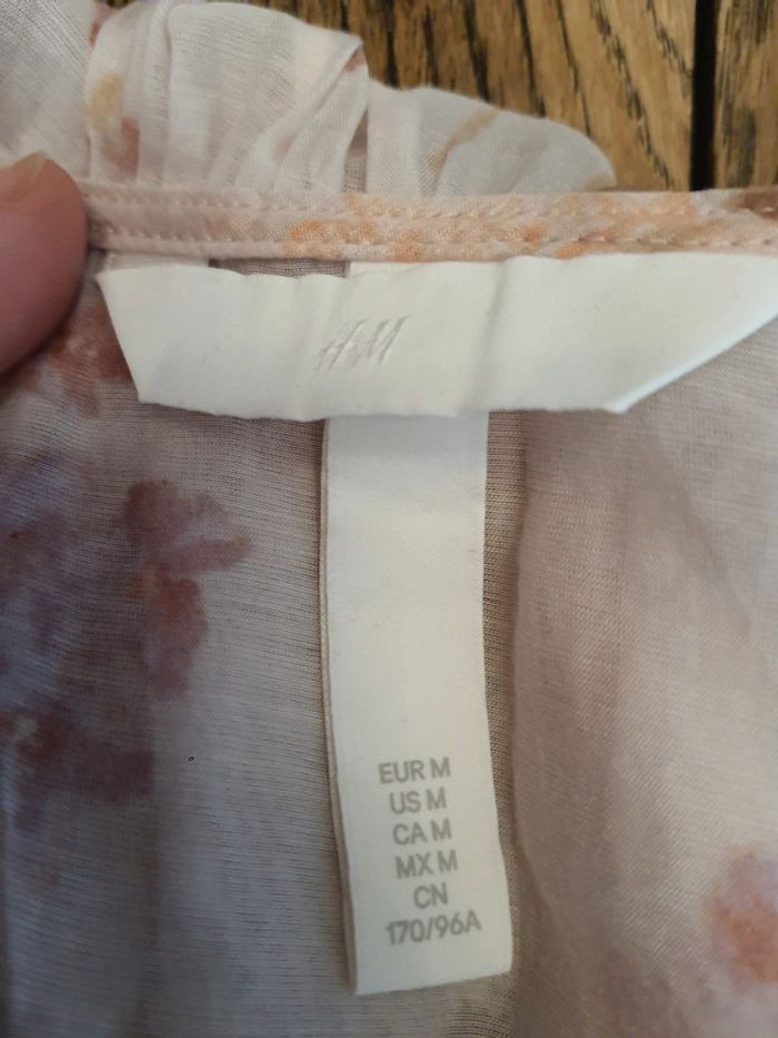 Jolie Blouse blanche fleuries H&M eur M - photo numéro 17