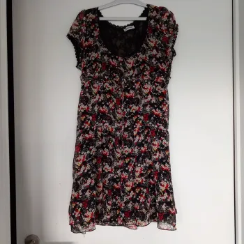Jolie robe fleurie Pimkie