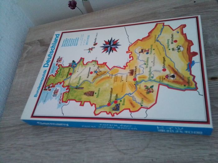 Ancien puzzle de l'Allemagne de l'ouest de 1960 - photo numéro 2