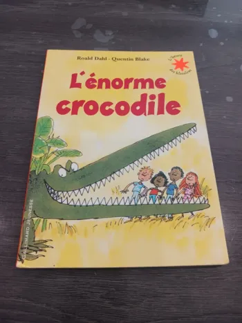 L énorme crocodile