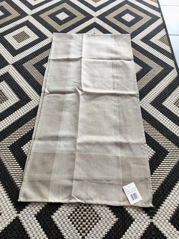 Chemin de table 40*160cm neuf