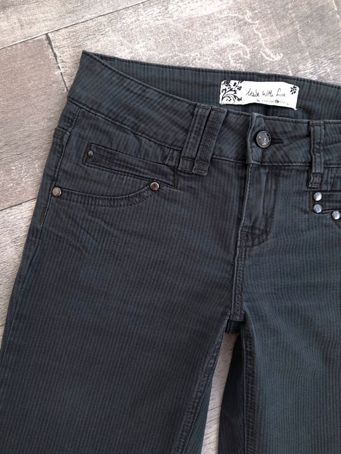 Bermuda noir à rayures grises - Cache Cache - photo numéro 2