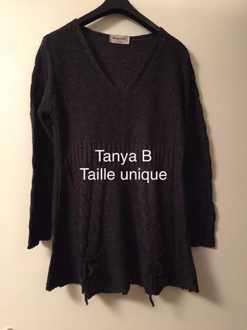 Pull tricoté Tanya B