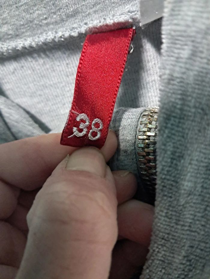 Gilet 38-40 - photo numéro 2