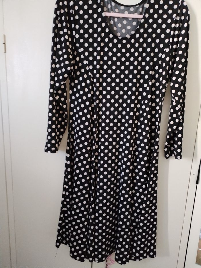 Robe femme - photo numéro 2