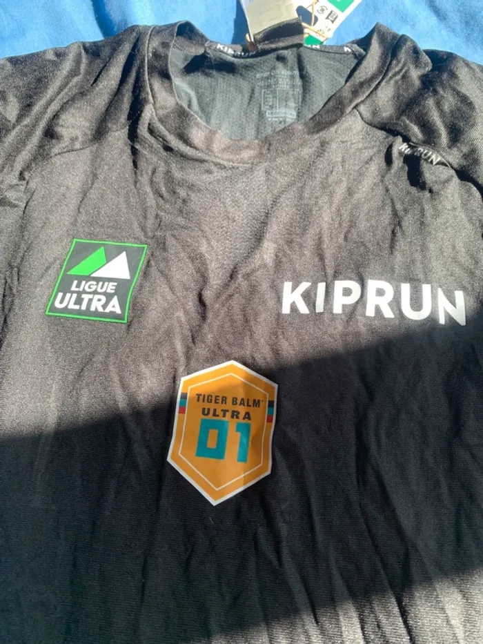 T-shirt technique trail/course XT01 Kiprun Taille S Neuf - photo numéro 2