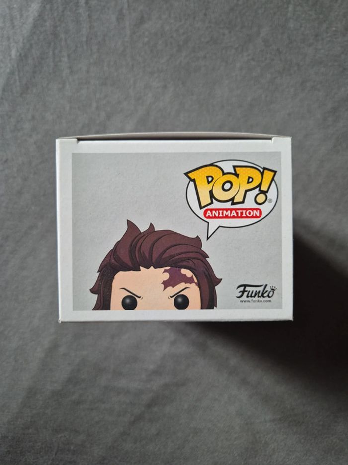 Funko Pop Tanjiro Kamado 867 Demon Slayer - photo numéro 5