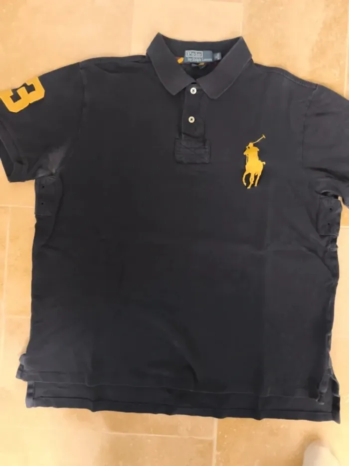 Polo Ralph Lauren homme custom fit L marine logo jaune quelques défauts - photo numéro 2
