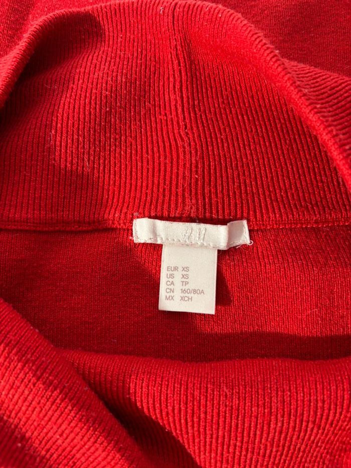 Superbe pull H&M rouge épaules dénudées | Taille XS | Coupe élégante & manches bouffantes - photo numéro 3