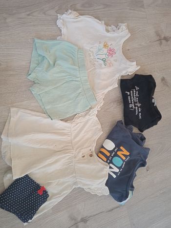 Lot vêtements fille 9mois