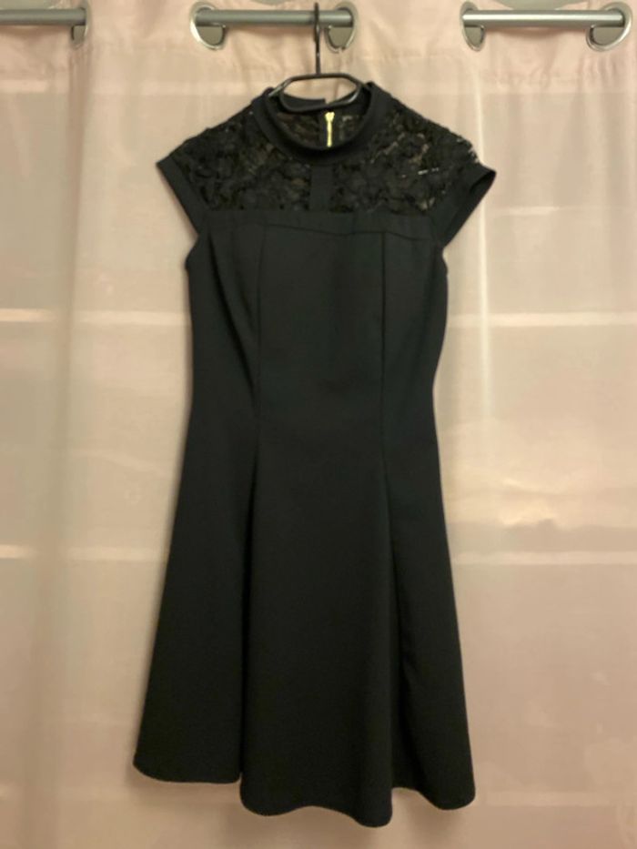 Robe noire