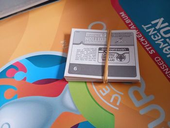 Album panini euro 2020 entre neuf et très bon état avec stickers 