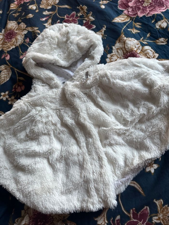 Poncho bébé – Taille 6 mois – Incroyablement doux !