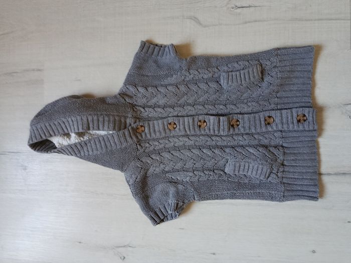 Gilet sans manches marque bilook taille 10 ans