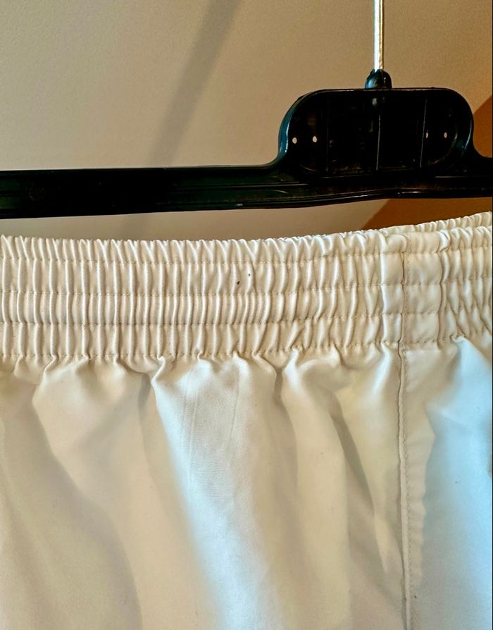 💜 Short blanc décathlon taille xl bon état 💜 - photo numéro 2