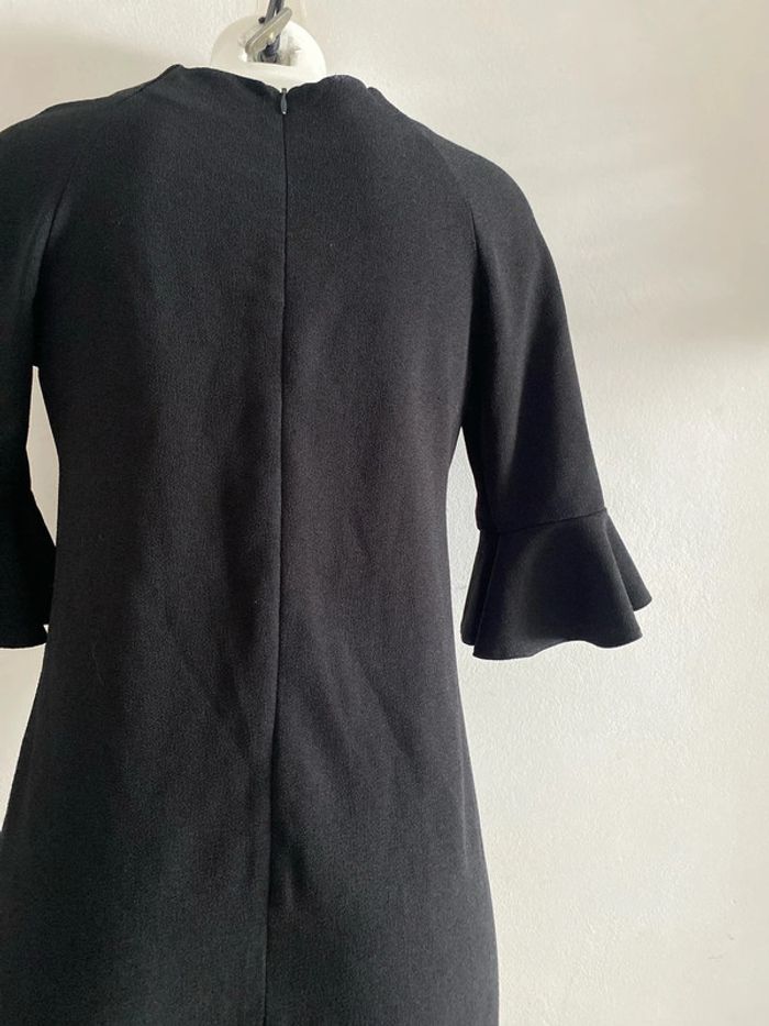 Joli robe noir manche a volant - photo numéro 3