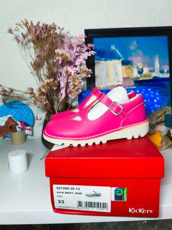 chaussures sandales kickers 33 Rose 