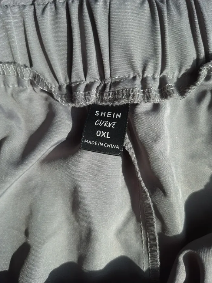 Pantalon cargo ample gris - photo numéro 3