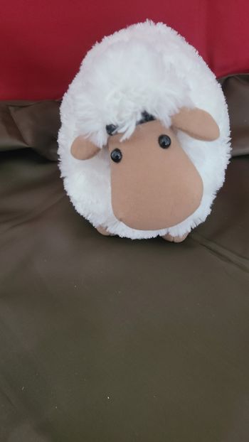 peluche mouton luddlefuetory