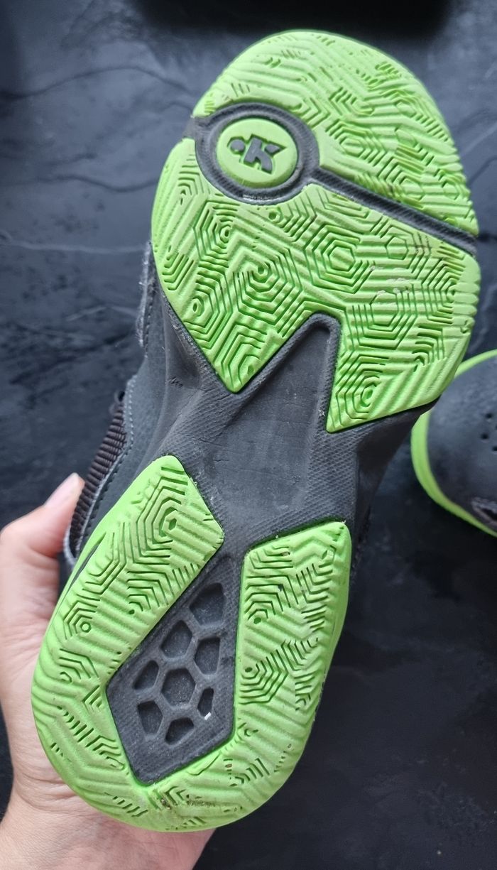 Chaussures de basketball 32 - photo numéro 5