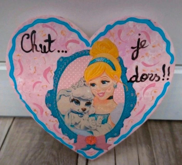 Lot décoration princesses (+ trousse offerte 🎁) - photo numéro 4