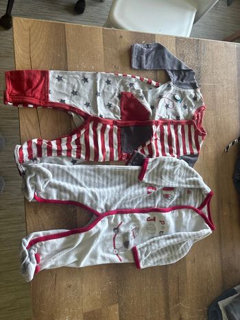 Lot pyjama 6 mois