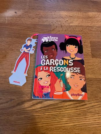 Livre Kinra Girls Numéro 17 Les garçons à la rescousse