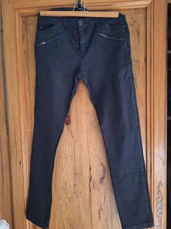 Pantalon cyrillus classique intemporel