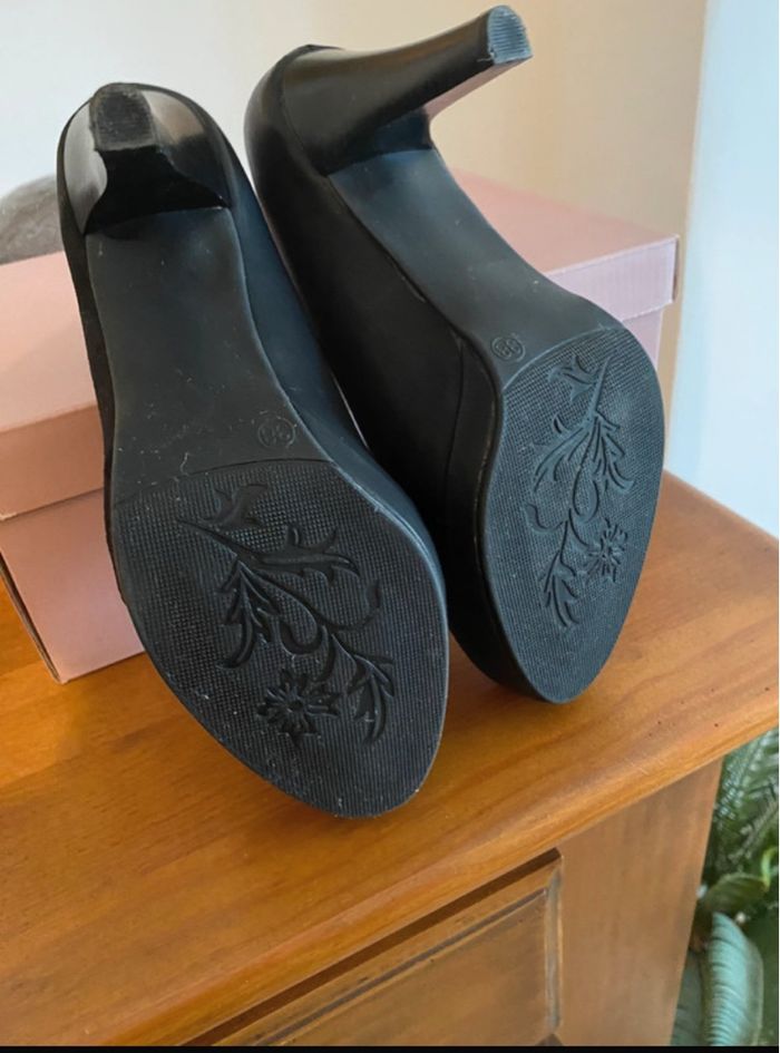 Escarpin noir T 38 - photo numéro 4