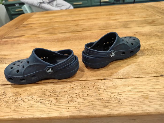 Crocs enfant mixte bleu marine taille 10 : 27-28