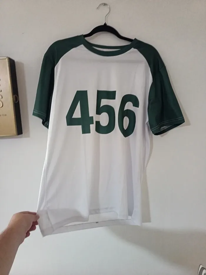 T-shirt squid game