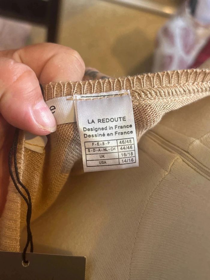Pull fin taille 46/48 marque redoute création neuf avec étiquette - photo numéro 5