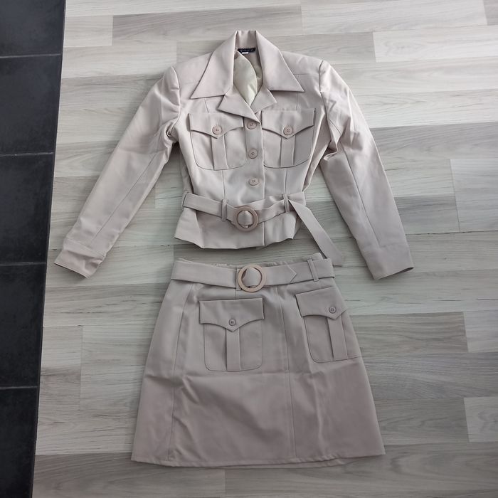 Ensemble tailleur femme (veste + jupe) beige Casual groupe taille M