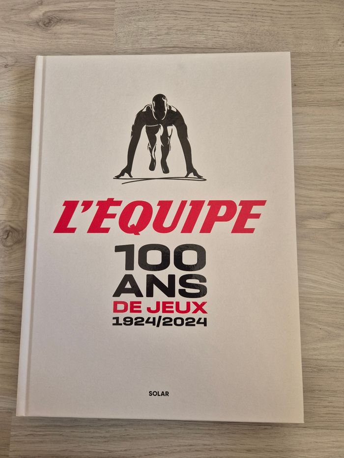 Livre l'équipe 100 ans de jeux