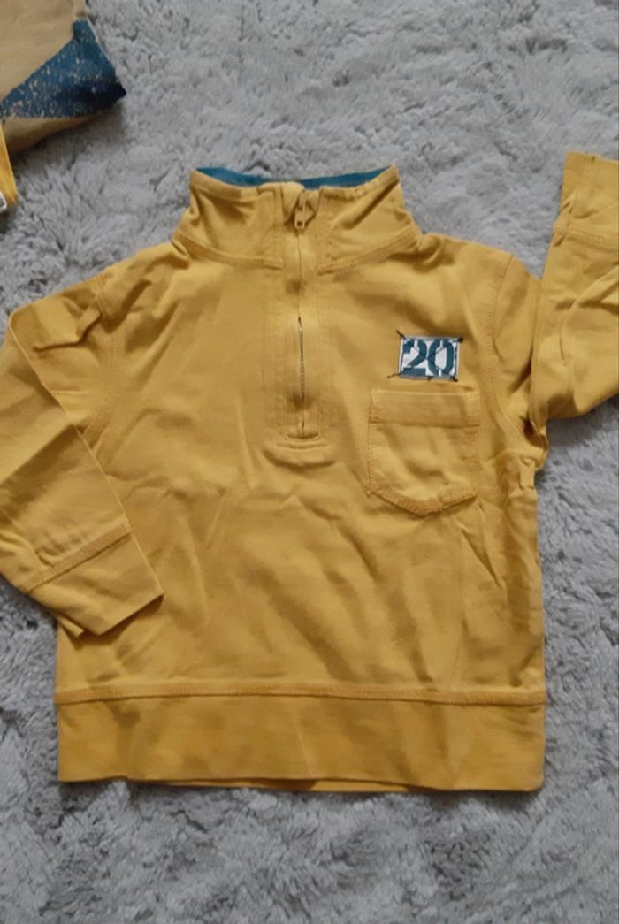Lot assorti jaune moutarde pantalon et t-shirt manches longues H&M Vert Baudet TAO 18 mois-2 ans - photo numéro 6