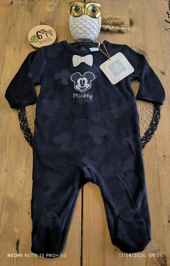 Pyjama velours 6 mois Disney neuf 