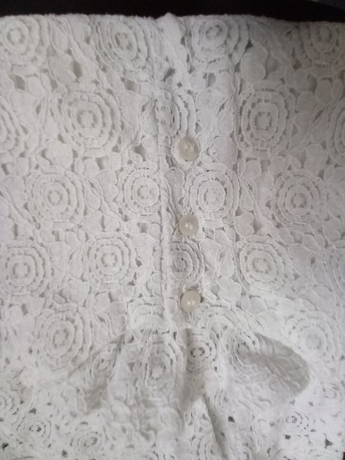 Robe dentelle - photo numéro 3