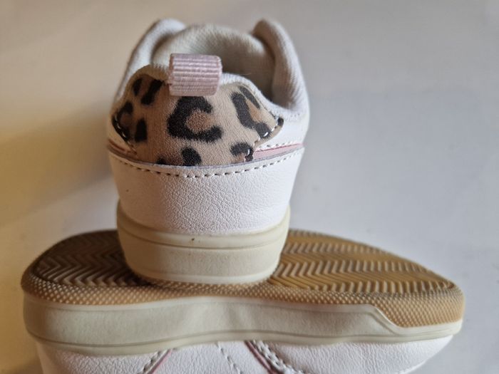 Basket fillette pointure 22 - photo numéro 5