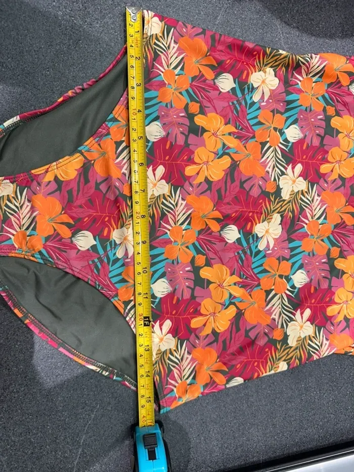 Maillot de bain 1 pièce a fleur - photo numéro 3